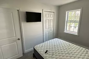 11 Barton St, Salem, MA 01970 - Photo 15