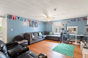 106 Barnes Ave, Boston, MA 02128 - Photo 17