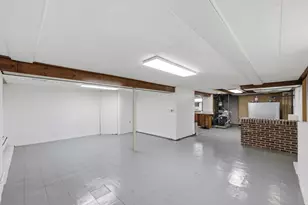 52 Felix St, Chicopee, MA 01020 - Photo 23