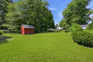 52 Felix St, Chicopee, MA 01020 - Photo 31