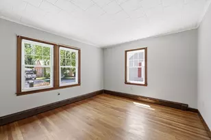 52 Felix St, Chicopee, MA 01020 - Photo 13
