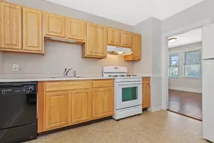 549 Main St, Watertown, MA 02472 - Photo 9