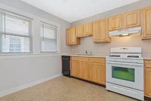 549 Main St, Watertown, MA 02472 - Photo 11