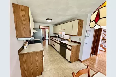 25 Bay State Rd #B, North Andover, MA 01845 - Photo 7