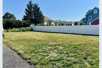 25 Bay State Rd #B, North Andover, MA 01845 - Photo 17