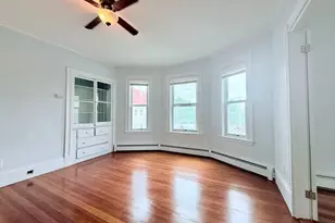 36 Fountain Ave, Somerville, MA 02145 - Photo 3