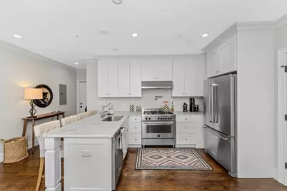 160 West Broadway #301, Boston, MA 02127 - Photo 3