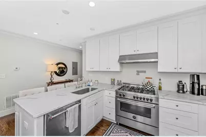 160 West Broadway #301, Boston, MA 02127 - Photo 11