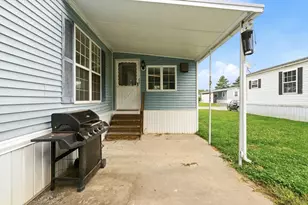 556 Central, Leominster, MA 01453 - Photo 27