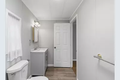 556 Central #106, Leominster, MA 01453 - Photo 17
