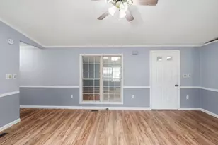 556 Central, Leominster, MA 01453 - Photo 29