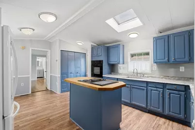 556 Central #106, Leominster, MA 01453 - Photo 9