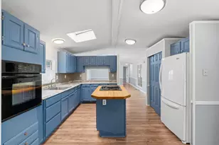 556 Central, Leominster, MA 01453 - Photo 7
