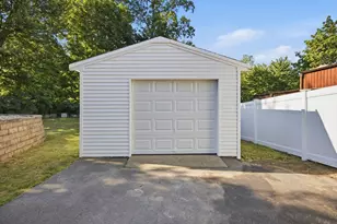 61 Harrison Ave, Braintree, MA 02184 - Photo 7