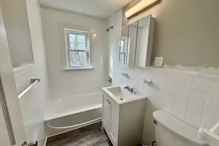 4907 Washington St, Boston, MA 02132 - Photo 9