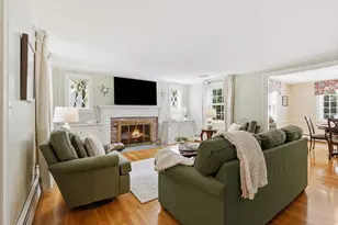 2 Olde Lyme Rd, Winchester, MA 01890 - Photo 5