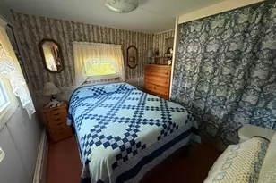 23 Crescent St, Ware, MA 01082 - Photo 15