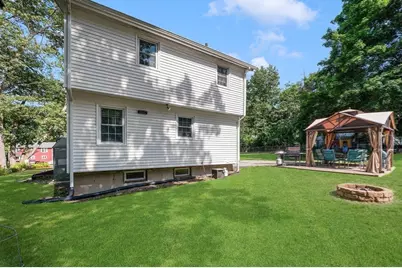 22 Clyde St, Blackstone, MA 01504 - Photo 23