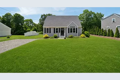 140 Broken Bow Ln, Falmouth, MA 02536 - Photo 3