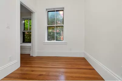 13 S Russell St #2, Boston, MA 02114 - Photo 5