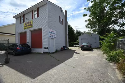 39 Wilbur St, Lowell, MA 01851 - Photo 1