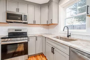 25 Milton St, Fitchburg, MA 01420 - Photo 11