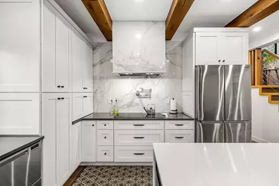 122 Livingstone Ave, Beverly, MA 01915 - Photo 5