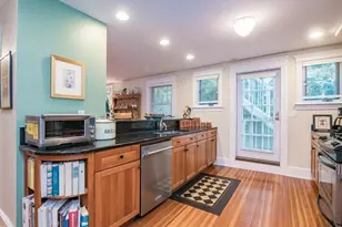 88 Round Hill Rd, Northampton, MA 01060 - Photo 15