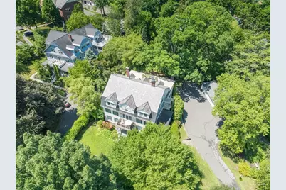 88 Round Hill Rd #2, Northampton, MA 01060 - Photo 3