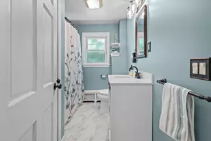 812 Plymouth St, Middleborough, MA 02346 - Photo 17