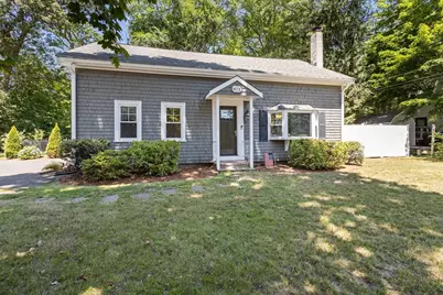 812 Plymouth St, Middleborough, MA 02346 - Photo 1