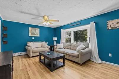 812 Plymouth St, Middleborough, MA 02346 - Photo 11