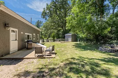 812 Plymouth St, Middleborough, MA 02346 - Photo 5
