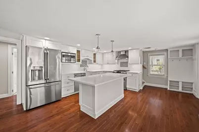 62 Pleasant Cir, Canton, MA 02021 - Photo 7