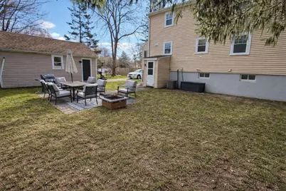 33 Logan Rd #33, Braintree, MA 02184 - Photo 3