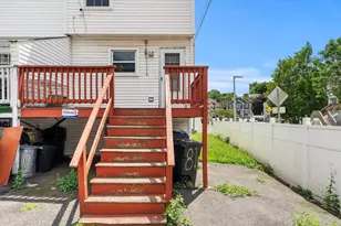 81 Wayland St, Boston, MA 02125 - Photo 29