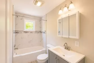 4 Wolfe St, Springfield, MA 01020 - Photo 17