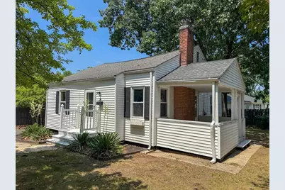 4 Wolfe St, Springfield, MA 01020 - Photo 1