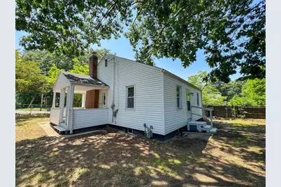 4 Wolfe St, Springfield, MA 01020 - Photo 23