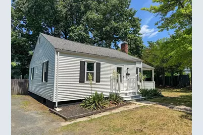4 Wolfe St, Springfield, MA 01020 - Photo 3