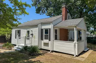 4 Wolfe St, Springfield, MA 01020 - Photo 1