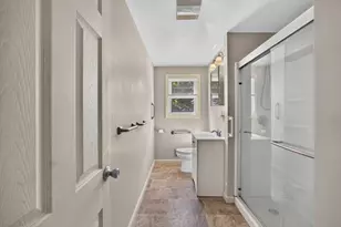 1 Eisenhower Rd, Peabody, MA 01960 - Photo 15