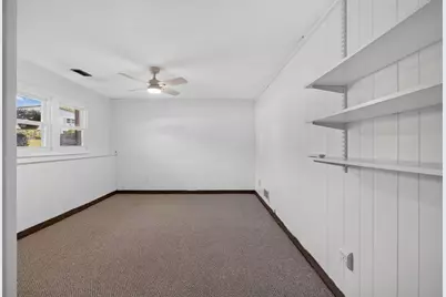 1 Eisenhower Rd, Peabody, MA 01960 - Photo 17