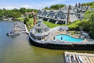 8 Eastern Point Dr, Shrewsbury, MA 01545 - Photo 9