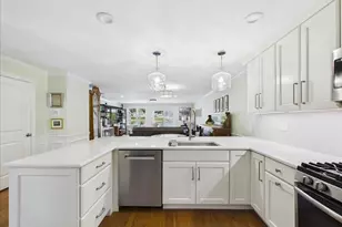 8 Eastern Point Dr, Shrewsbury, MA 01545 - Photo 17