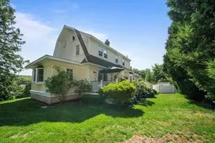 27 Cedarcroft Ln, Waltham, MA 02451 - Photo 39