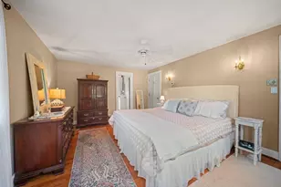 27 Cedarcroft Ln, Waltham, MA 02451 - Photo 19