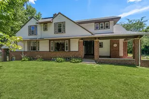 11 Scott St, Bellingham, MA 02019 - Photo 1