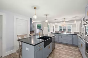 11 Scott St, Bellingham, MA 02019 - Photo 3