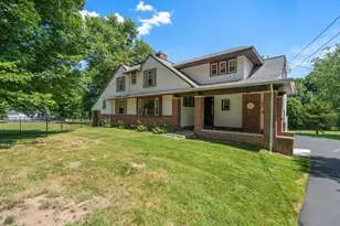 11 Scott St, Bellingham, MA 02019 - Photo 25